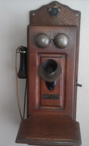 Telephone installed in Courthouse