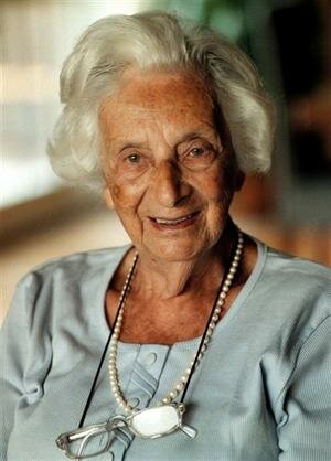 Eugenia Sacerdote de Lustig