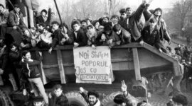 Timeline: Segunda parte Cap.XVI El final del socialismo, Eric Hobsbawm