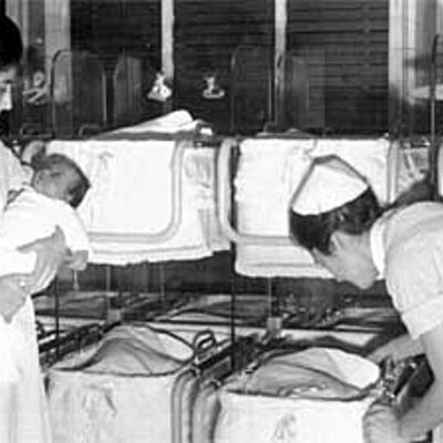 Timeline: ETAPA TECNICA Y PROFESIONAL DE LOS CUIDADOS DE ENFERMERIA