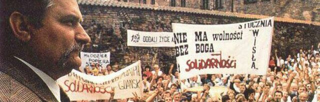 Triunfo del sindicato Solidaridad como un movimiento de oposición pública nacional en Polonia