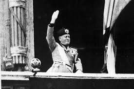 Mussolini diventa capo del governo