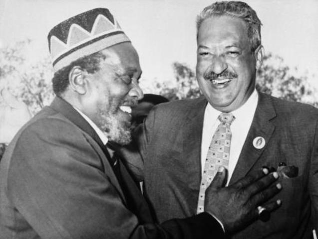 Jomo Kenyatta becomes KAU leader.
