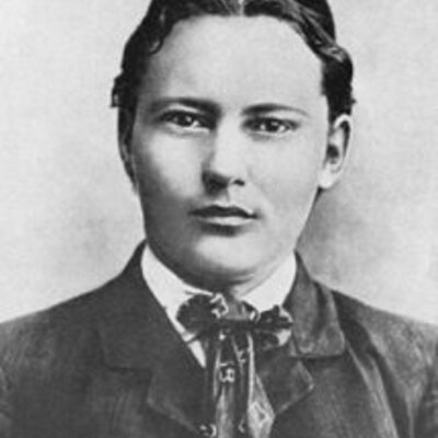 Timeline: Габдулла Тукай - татарский народный поэт