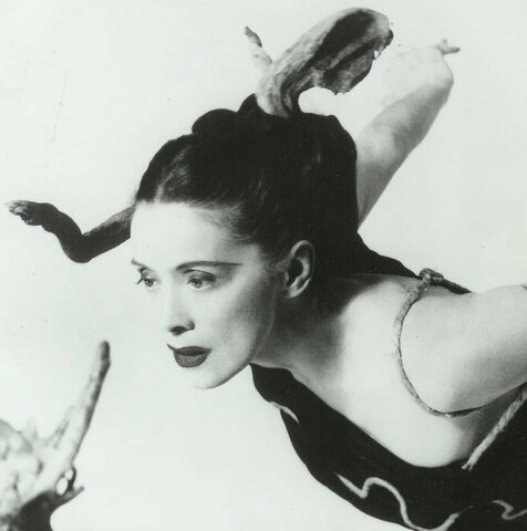 NACE MARTHA GRAHAM