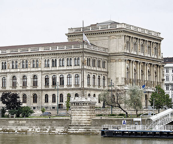 Escuela de Budapest - Europa