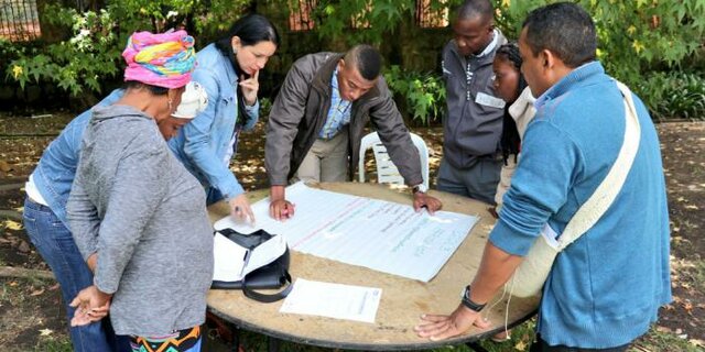 ACERCAMIENTO CON LA COMUNIDAD