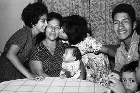 Primer festejo del Día de las Madres en el país