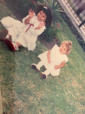 Mary made new friends