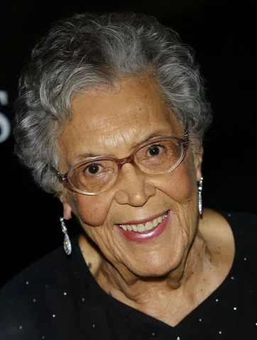 Elizabeth Catlett - 1915 / 2012