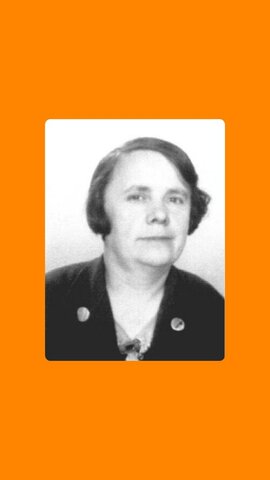 Naixement de Leonor Serrano