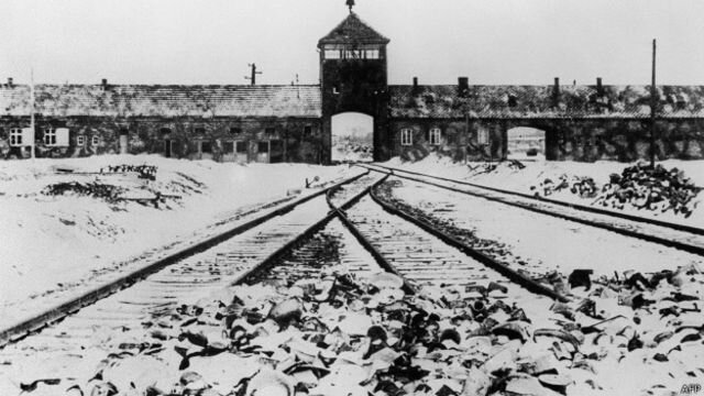 Ejército rojo llega al campo de concentración de Auschwitz