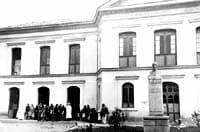 1915 (Primeros 6 Diplomas de enfermeria)