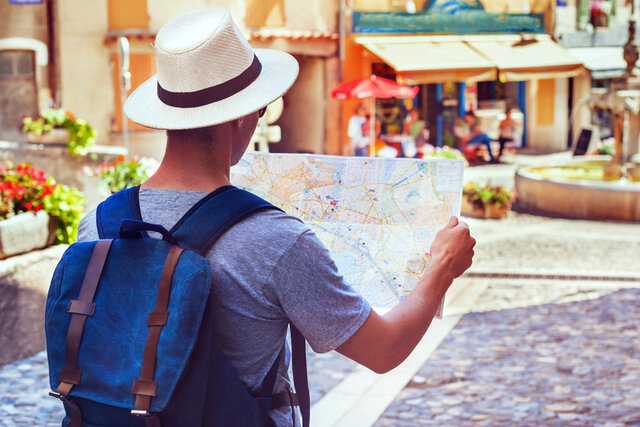 El turismo adquiere el puesto de actividad principal en las islas