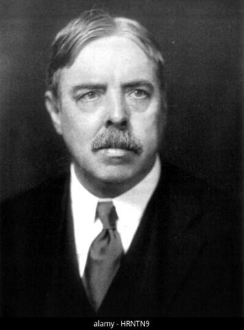El psicólogo educativo Edward Thorndike publica "The Principles of Teaching Based on Psychology", en el que presenta su teoría del aprendizaje basada en el condicionamiento.