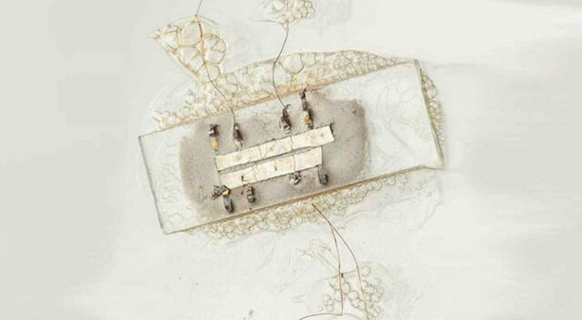 1958 "fabricación de los primeros microchips"