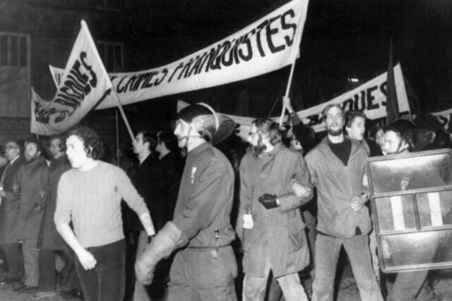 Concluye el proceso de Burgos: seis condenas a muerte, conmutadas por Franco ante la presión popular nacional y extranjera