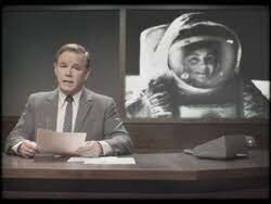 PRIMERA MUJER EN LLEGAR A LA LUNA