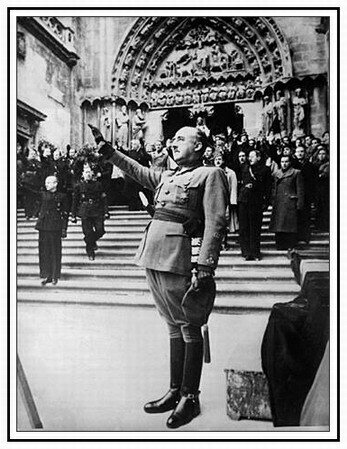 Franco concentra el poder entre los sublevados: es designado generalísimo y jefe del gobierno del Estado.