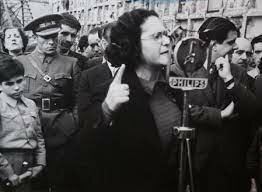 Largo caballero da entrada en el gobierno a miembros de la CNT como ministros. Federica Montseny, anarquista, primera mujer ministra en la Historia de España.