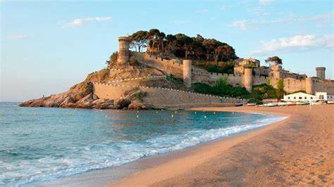 Primeres vacances a un lloc fora de Terrassa: Tossa de mar