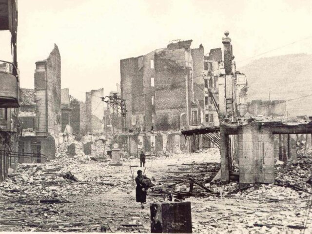 Bombardeo en Guernica