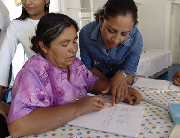 Comenzó campaña de alfabetización