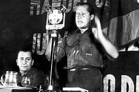 Falangistas incorporados al partido