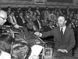 El Decreto de Presidencia suprimió el Mando Económico