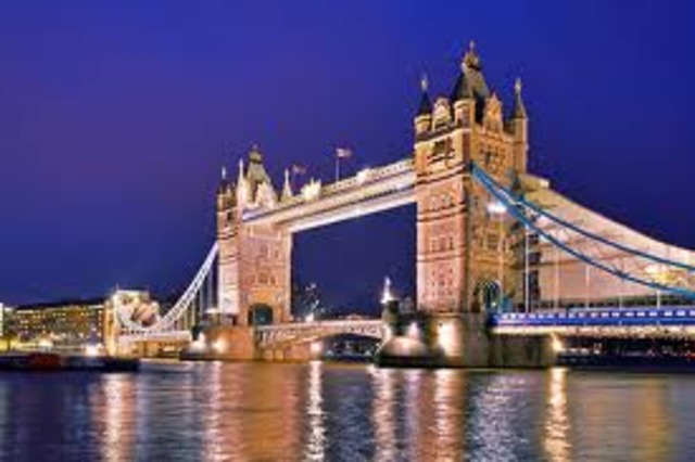 The major dialect of London was spread profusively through the printing press.