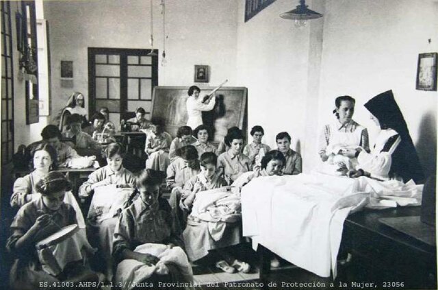 Inició la labor del Patronato de Protección a la mujer.