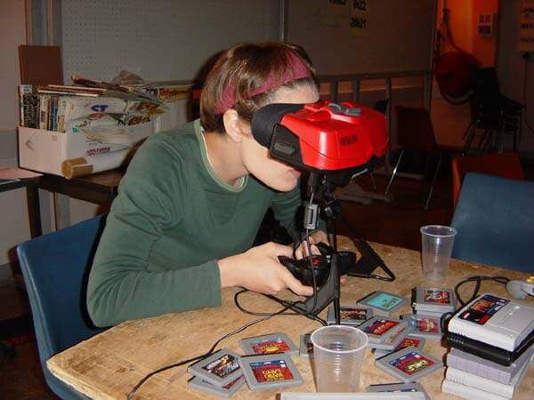 Консоль Virtual Boy