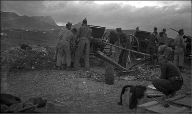 Málaga cae en poder de los franquistas, auxiliados por tropas italianas, el día 3. La inmediata represión se cobra miles de muertos