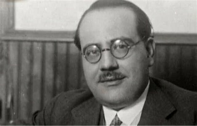 El socialista Juan Negrín sustituye a Largo Caballero al frente del gobierno republicano.