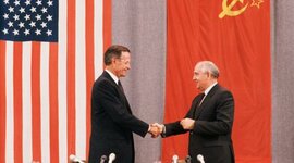 Timeline: Javier Domínguez Vargas - Guerra Fría