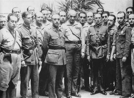 Franco llega Sevilla procedente de Marruecos.