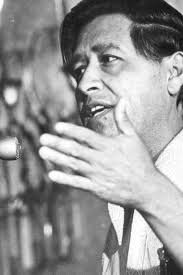 Chavez announces that all general lettuce and grape boycotts are ended