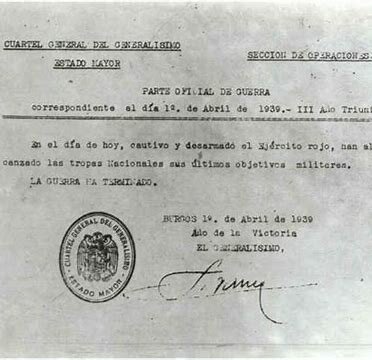 El general Franco hace público el último parte de guerra: la guerra ha terminado con la victoria de quienes se habían sublevado tres años antes.