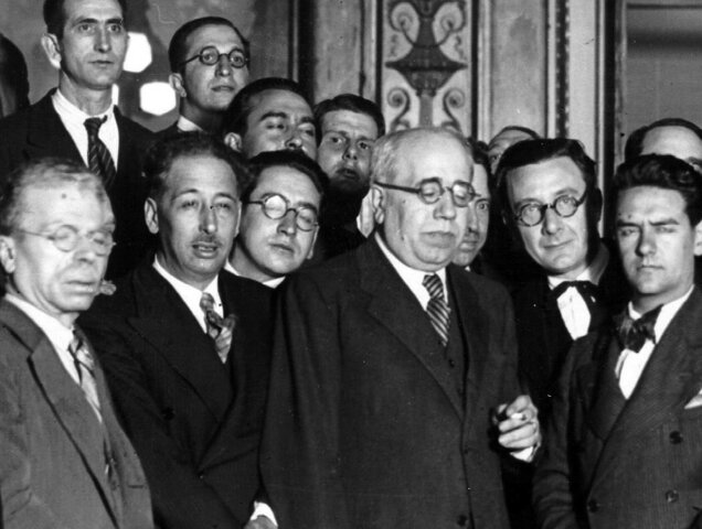 Azaña, Companys y aguirre se trasladan a Francia