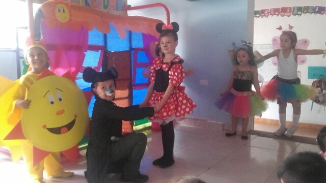 Obra de teatre de l'escola.