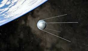 La URSS pone en órbita el Sputnik.