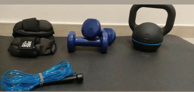 Fent crossfit a casa.