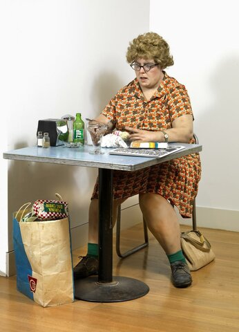 Duane Hanson's Woman Eating