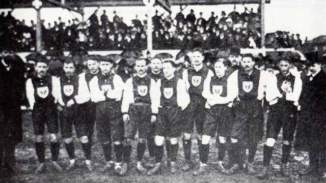 April 1908: Erstes offizielles Länderspiel der deutschen Nationalmannschaft