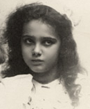 Neix Marjorie Jean McClintock