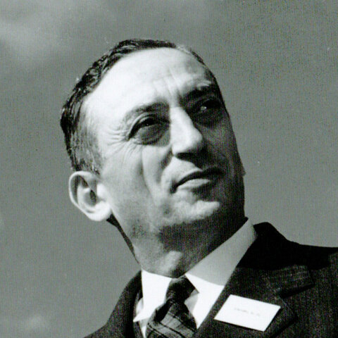 Va treballar a Missouri.