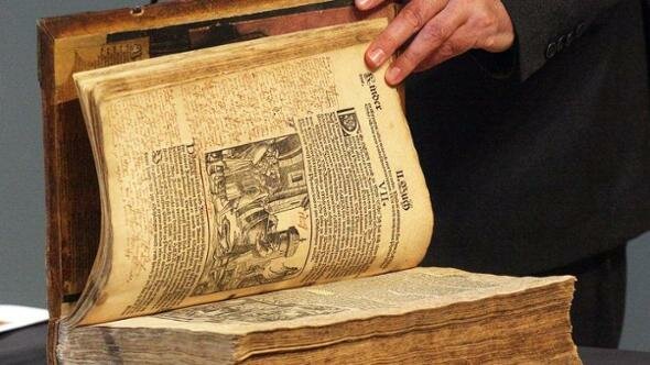 LUTERO TRADUCE LA BIBBIA IN TEDESCO