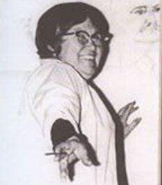 Comienza sus estudios en la Academia de Arte de Saltillo