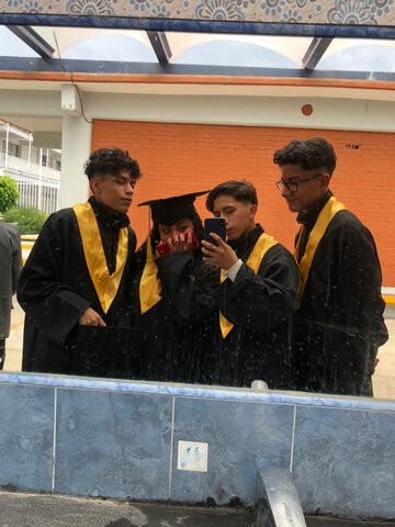 Salgo de la prepa pero no entro a la universidad