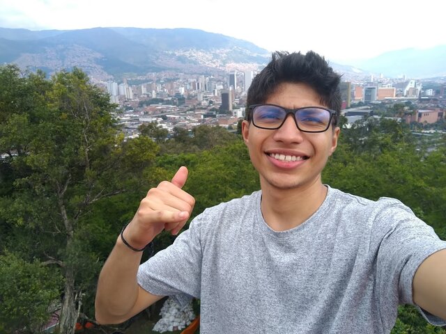 UN VIAJE NO MUY LARGO